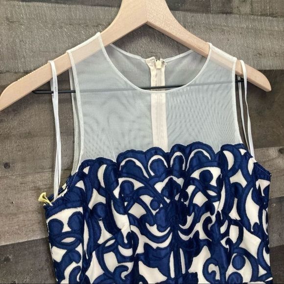 Julia Jordan Blue Appliqué Sheath Dress Mesh Illusion Neckline - Picture 4 of 10